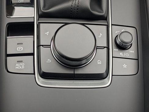 New 2026 MAZDA MAZDA3 2.5 S Sedan w/ Preferred Pkg FWD image 19