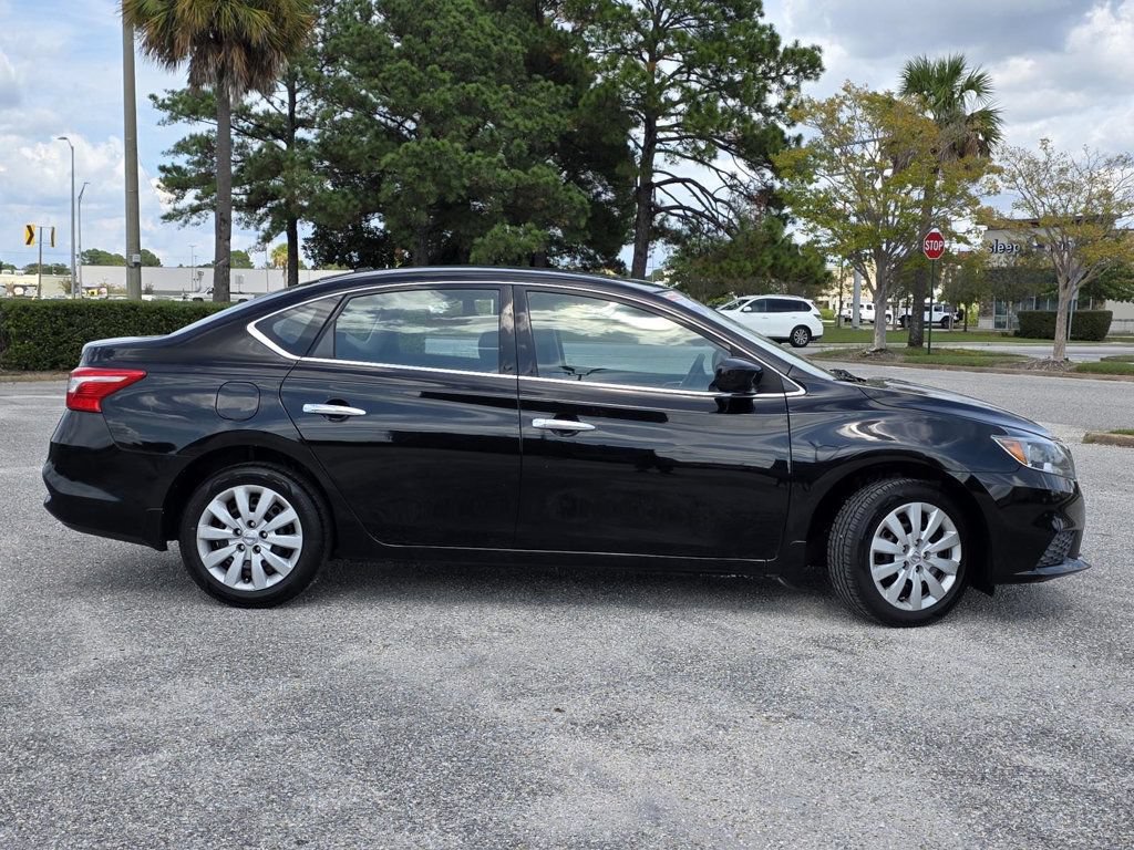 Used 2016 Nissan Sentra SV FWD image 28
