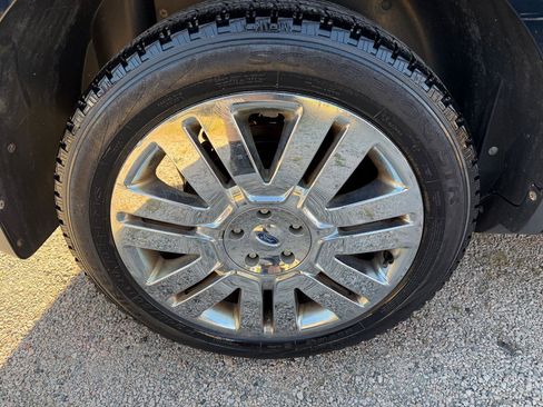 Used 2010 Ford Edge Limited image 8