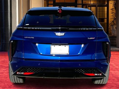 New 2026 Cadillac Lyriq V image 5
