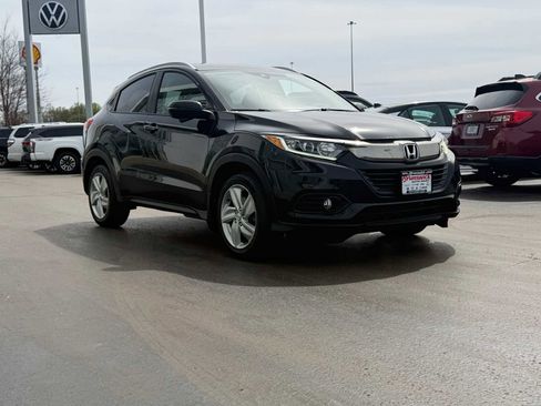 Used 2019 Honda HR-V EX image 3