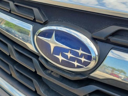 Used 2018 Subaru Forester 2.5i w/ Alloy Wheel Package AWD/4WD image 5