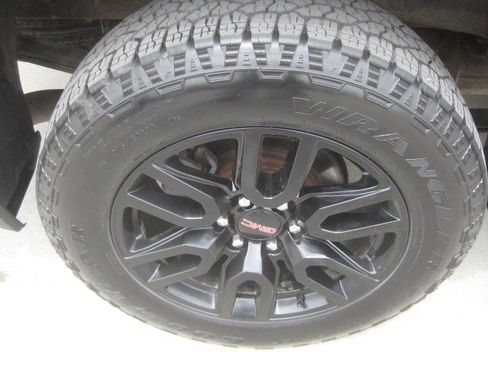Used 2022 GMC Sierra 1500 Elevation AWD/4WD image 9