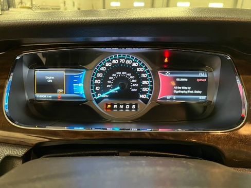 Used 2018 Ford Taurus Limited image 27