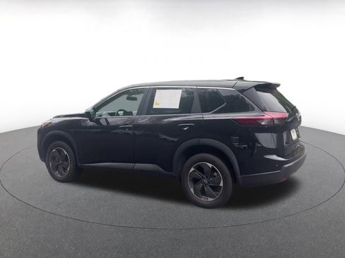 Used 2025 Nissan Rogue SV AWD/4WD image 10