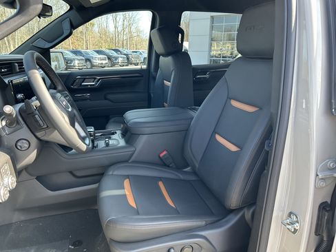 New 2026 GMC Sierra 1500 AT4 w/ AT4 Premium Package AWD/4WD image 14