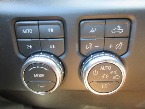 New 2026 GMC Sierra 1500 AT4X AWD/4WD image 18