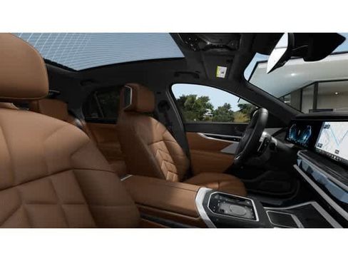 New 2026 BMW 750e xDrive w/ Executive Package AWD/4WD image 9