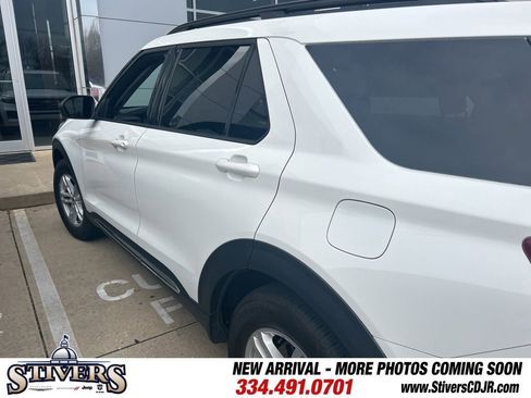 Used 2022 Ford Explorer XLT image 5