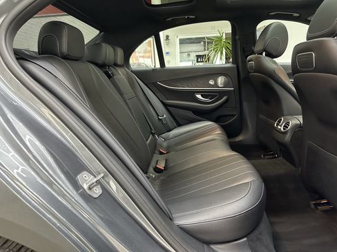 Used 2018 Mercedes-Benz E 300 4MATIC image 15