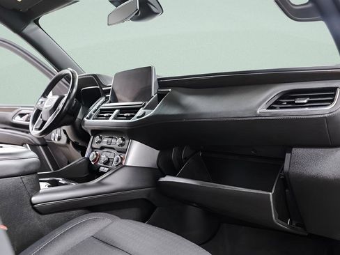 Used 2023 GMC Yukon SLE image 34