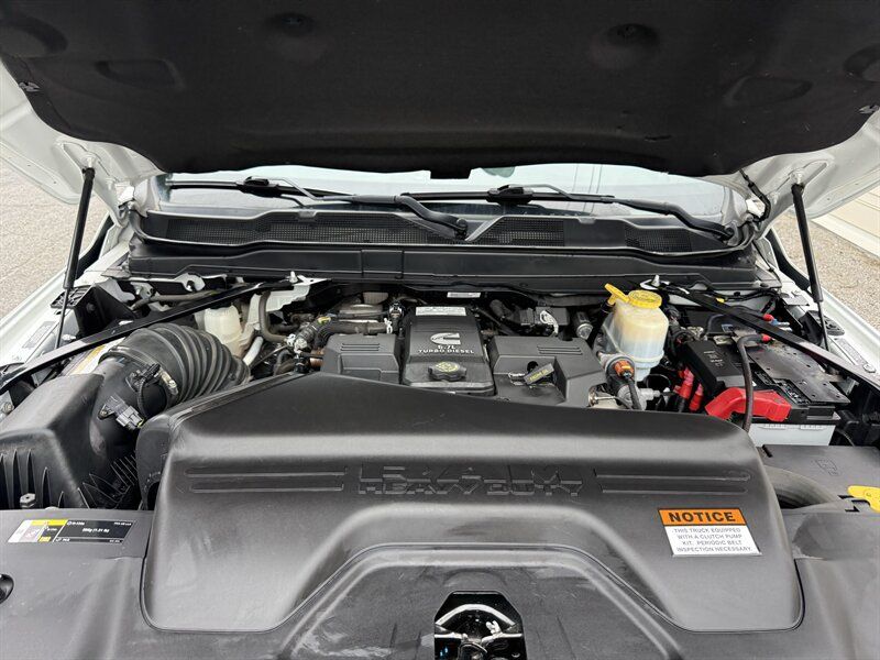 Used 2022 RAM 5500 Tradesman AWD/4WD image 60