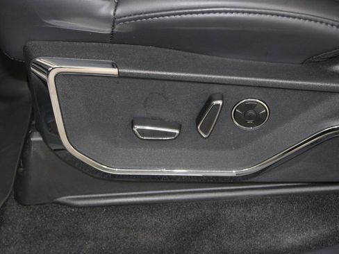 New 2025 Ford F150 Platinum w/ Equipment Group 702A High image 20