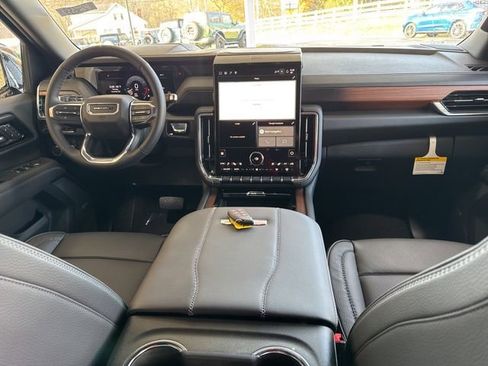 New 2026 GMC Yukon XL Denali image 27