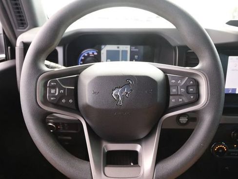 Used 2022 Ford Bronco 2-Door AWD/4WD image 10