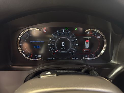 Used 2016 Cadillac Escalade Luxury AWD/4WD image 19