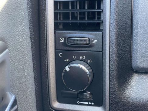 Used 2018 RAM 3500 Tradesman w/ Power Accessory Group image 11