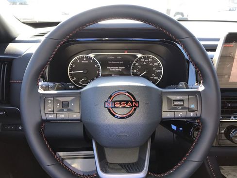 New 2026 Nissan Pathfinder SV image 14