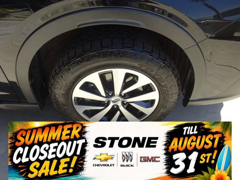 Used 2022 Subaru Outback Premium AWD/4WD image 9