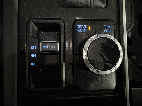 Used 2023 Toyota Tundra Platinum image 23