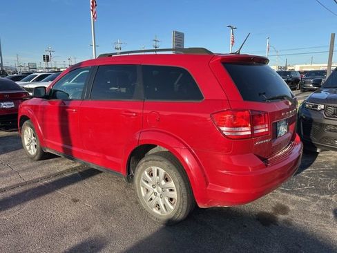Used 2018 Dodge Journey SE FWD image 3