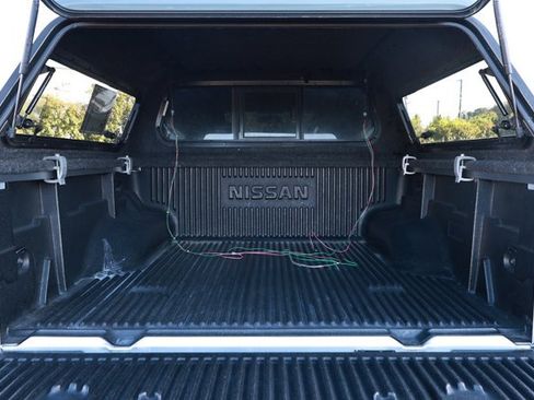 Used 2018 Nissan Frontier SV RWD image 8