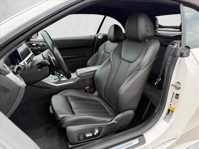Used 2023 BMW M440i Convertible w/ Premium Package RWD image 11