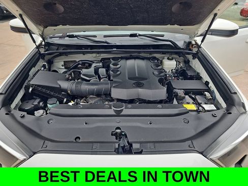 Used 2023 Toyota 4Runner TRD Off-Road AWD/4WD image 30