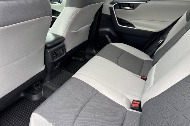 Certified 2025 Toyota RAV4 XLE w/ Convenience Package AWD/4WD image 16