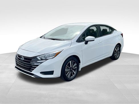 New 2025 Nissan Versa SV w/ Trunk Package image 3