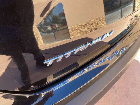 Certified 2022 Ford Edge Titanium image 41