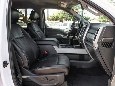 Used 2020 Ford F250 Lariat w/ Lariat Value Package image 38