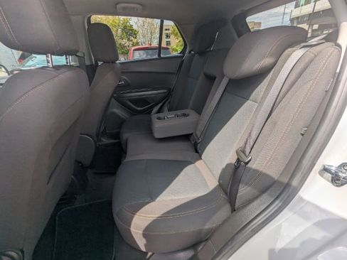 Used 2020 Chevrolet Trax LS w/ Tint and Cruise Package FWD image 19