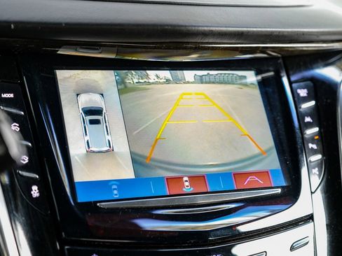 Used 2017 Cadillac Escalade Platinum image 21