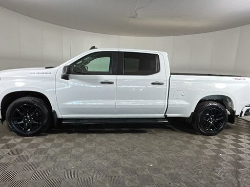 Used 2022 Chevrolet Silverado 1500 Custom AWD/4WD image 6