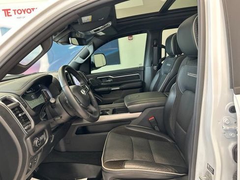 Used 2024 RAM 1500 Laramie AWD/4WD image 14