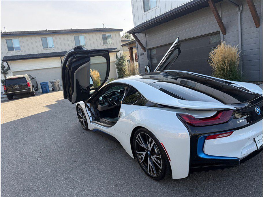 Used 2015 BMW i8 AWD/4WD image 41