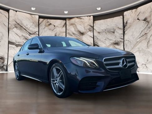 Used 2017 Mercedes-Benz E 300 image 3