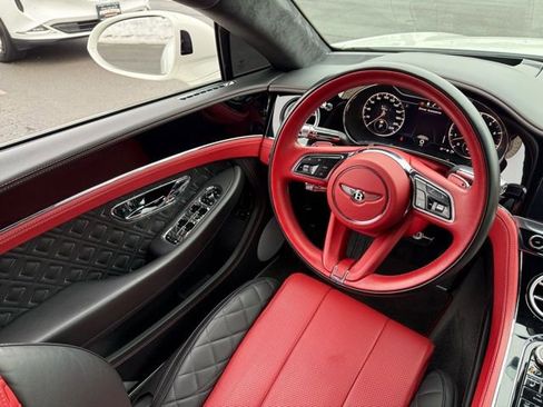 Used 2021 Bentley Continental GT image 34