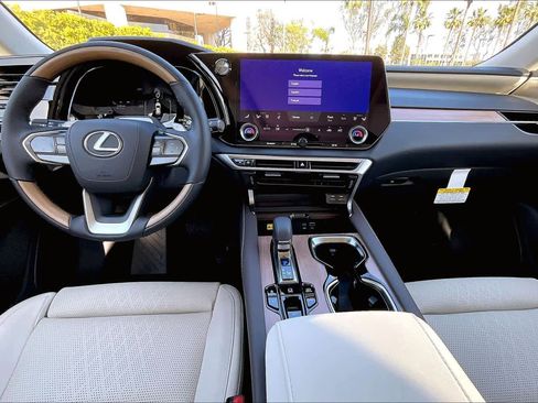 New 2026 Lexus RX 450h Luxury image 5