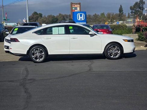 Used 2024 Honda Accord EX image 3