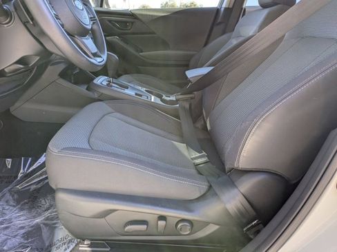 Used 2024 Subaru Crosstrek 2.0i Premium image 17