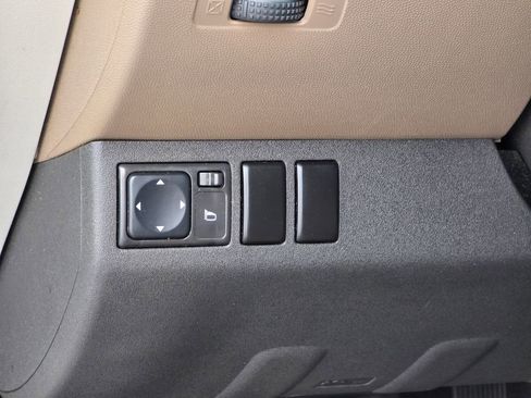 Used 2008 Nissan Xterra S image 37