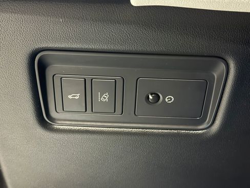 Used 2016 Land Rover Range Rover Sport HSE image 29