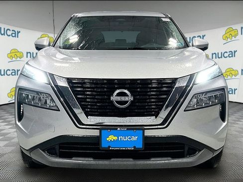 Used 2022 Nissan Rogue SV AWD/4WD image 2