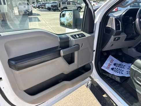 Used 2015 Ford F150 XLT w/ Equipment Group 302A Luxury image 17