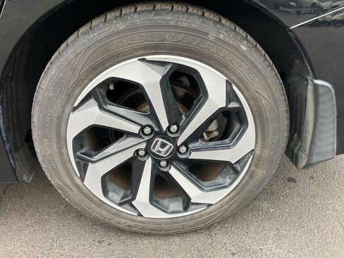 Used 2017 Honda Accord EX-L image 14