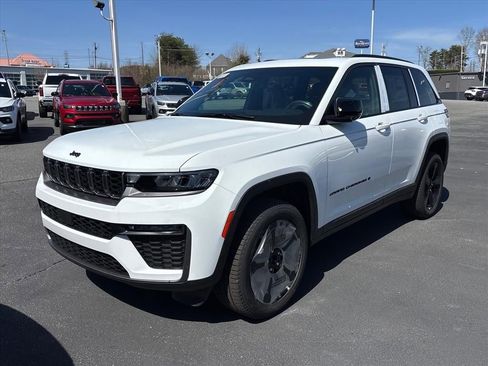 New 2026 Jeep Grand Cherokee Limited image 2