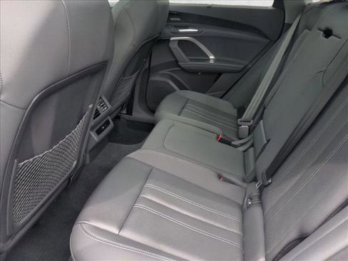 Used 2025 Audi Q5 Premium Plus w/ Premium Plus image 19