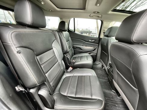 Used 2023 GMC Acadia Denali w/ Black Diamond Edition image 28